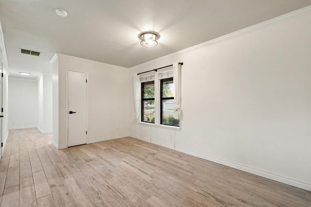 1009 Springoak Way, Stockton, CA 95209