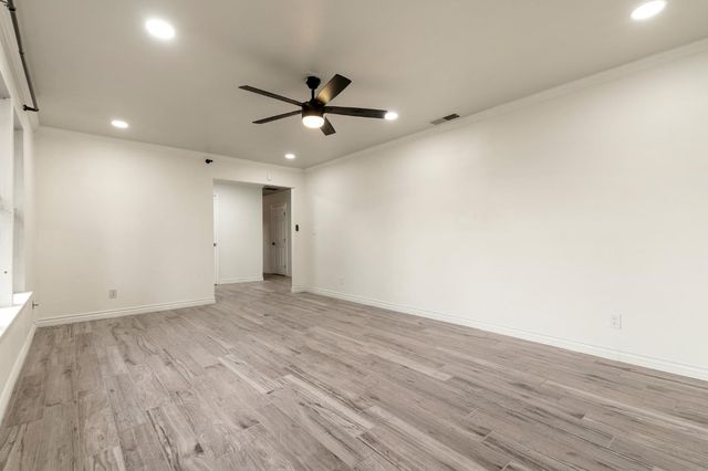 1009 Springoak Way, Stockton, CA 95209