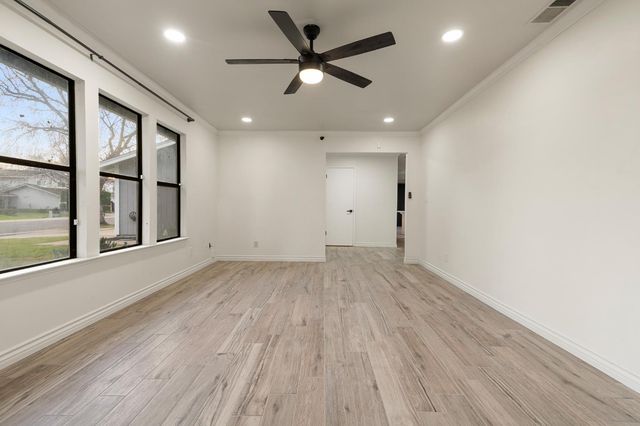 1009 Springoak Way, Stockton, CA 95209