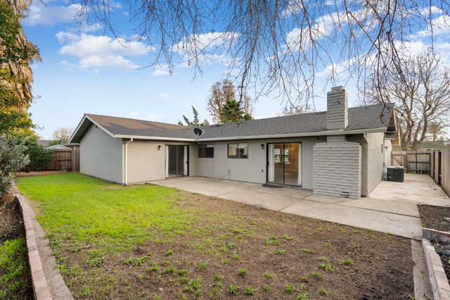 1009 Springoak Way, Stockton, CA 95209