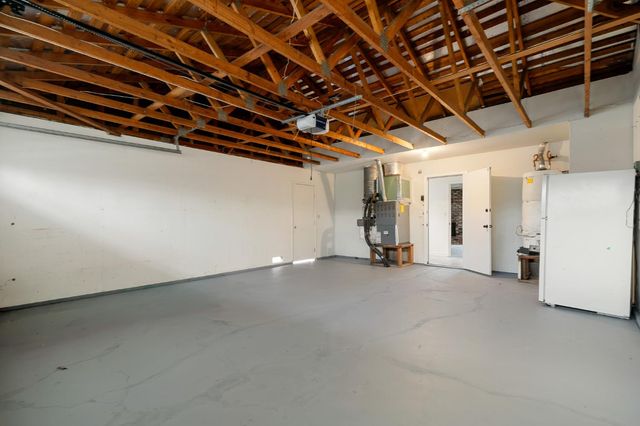 1009 Springoak Way, Stockton, CA 95209