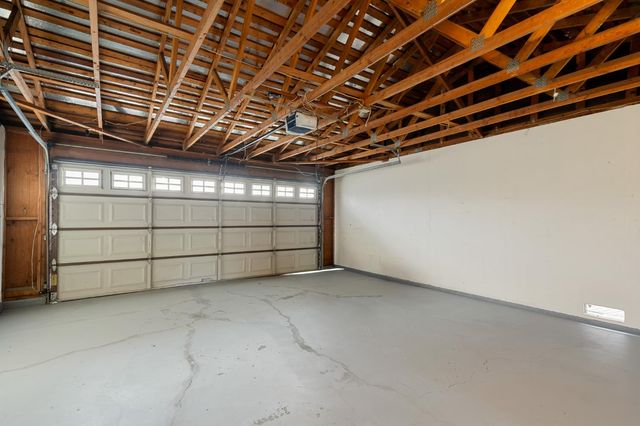 1009 Springoak Way, Stockton, CA 95209