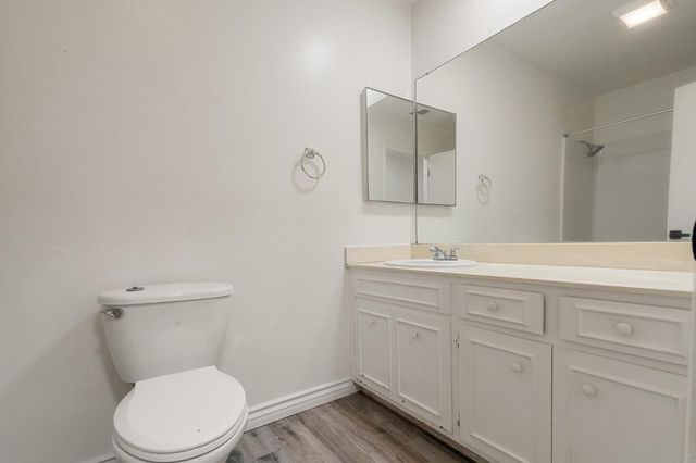 1009 Springoak Way, Stockton, CA 95209