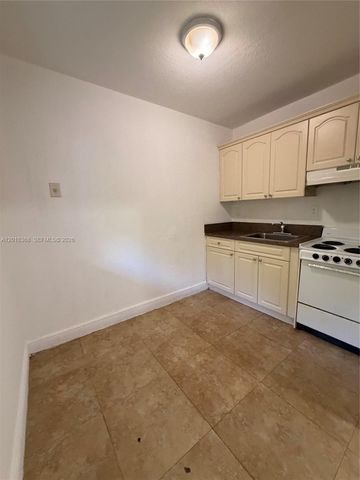 219 NW 10th St 2, Miami, FL 33136