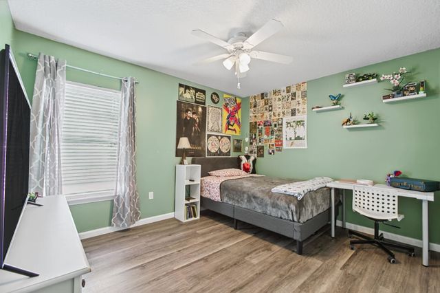 1208 Springhealth Ct, St Augustine, FL 32092