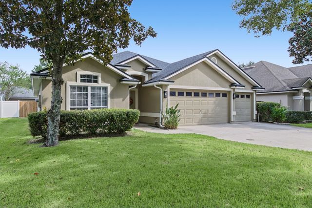 1208 Springhealth Ct, St Augustine, FL 32092