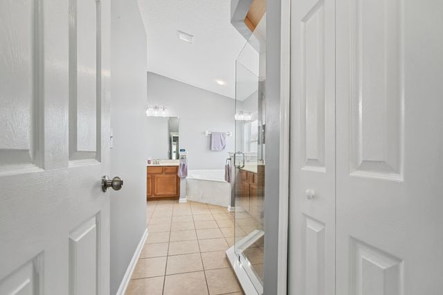 1208 Springhealth Ct, St Augustine, FL 32092