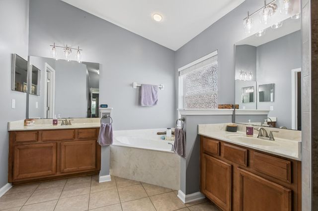 1208 Springhealth Ct, St Augustine, FL 32092