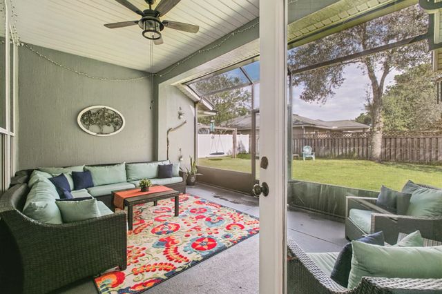 1208 Springhealth Ct, St Augustine, FL 32092