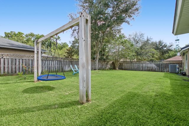 1208 Springhealth Ct, St Augustine, FL 32092