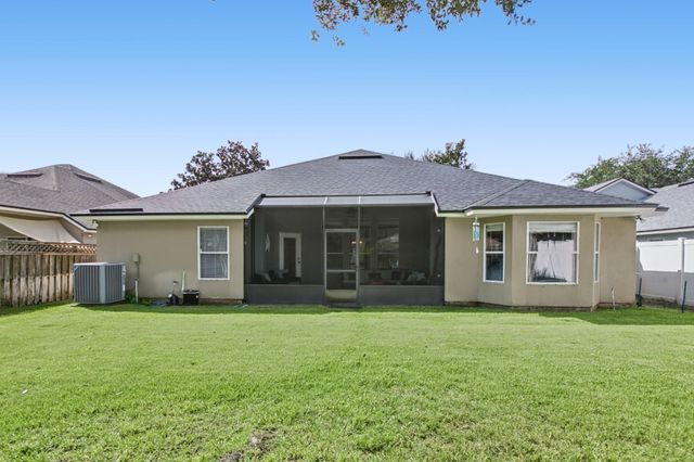 1208 Springhealth Ct, St Augustine, FL 32092