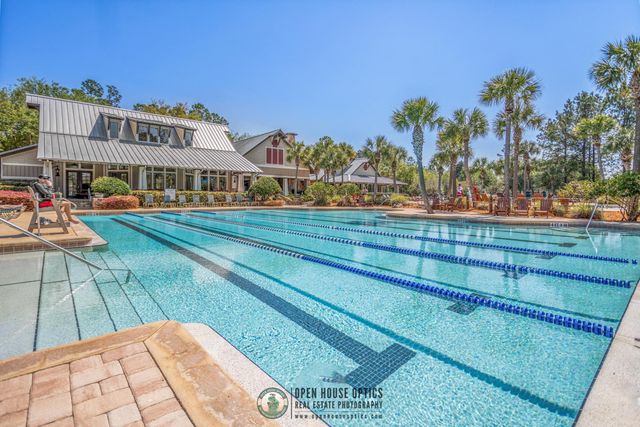 1208 Springhealth Ct, St Augustine, FL 32092
