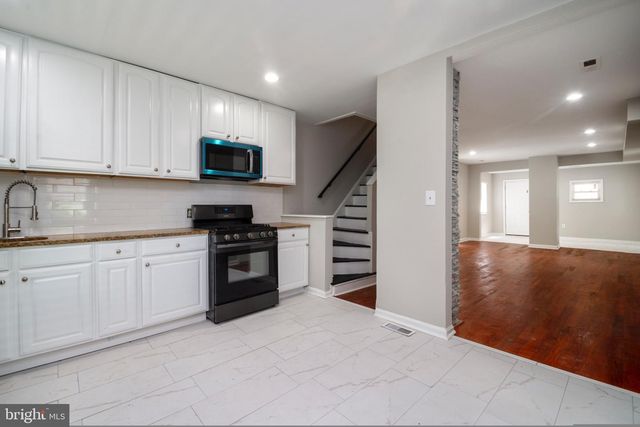 3708 7TH, Baltimore, MD 21225