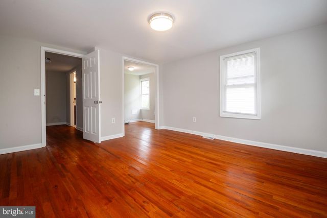 3708 7TH, Baltimore, MD 21225
