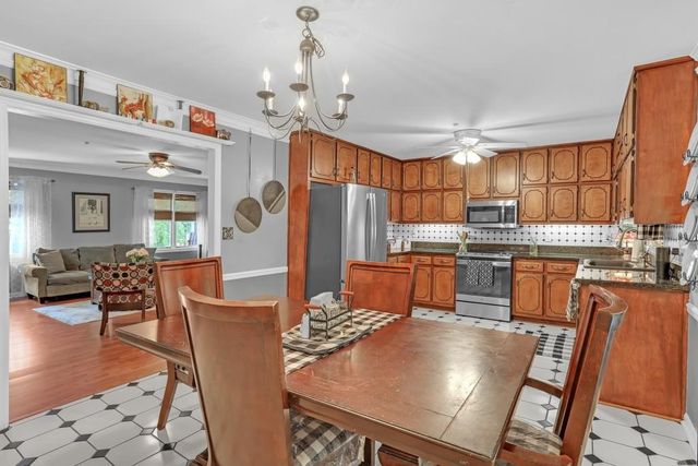 862 New Hope Drive, Hampton, GA 30228