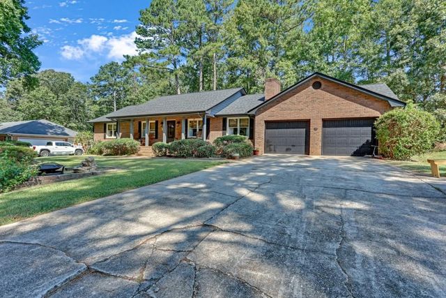 862 New Hope Drive, Hampton, GA 30228
