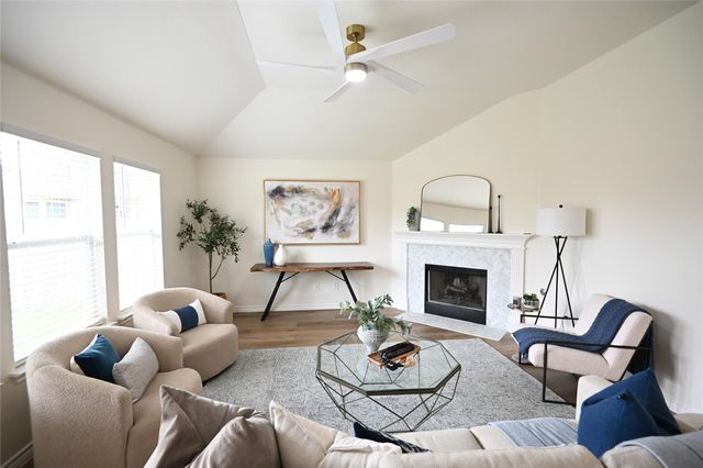 1303 Yountville DR, Leander, TX 78641