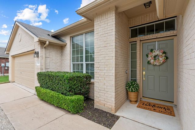 1303 Yountville DR, Leander, TX 78641