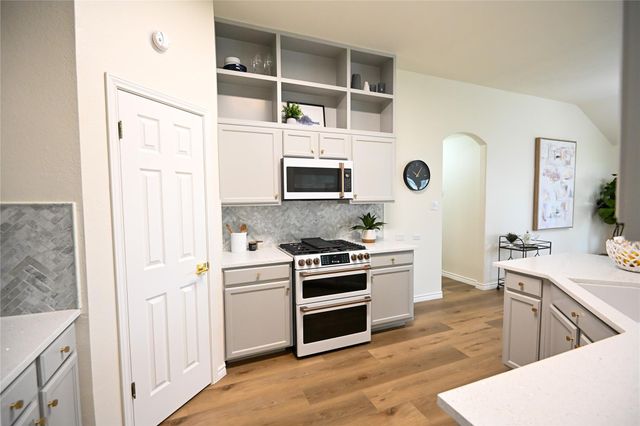 1303 Yountville DR, Leander, TX 78641