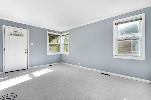 17816 Commercial Avenue, Lansing, IL 60438