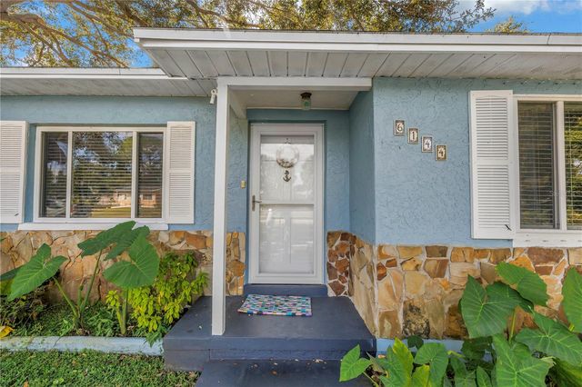 6144 2ND AVENUE N, St Petersburg, FL 33710