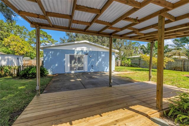 6144 2ND AVENUE N, St Petersburg, FL 33710