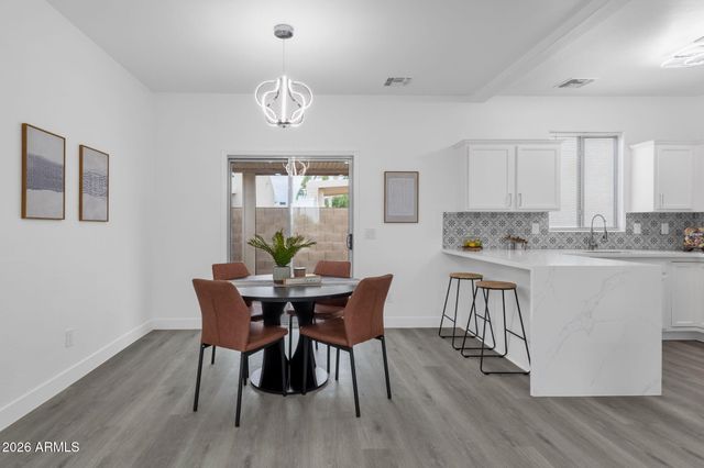 2300 E MAGMA Road 76, San Tan Valley, AZ 85143