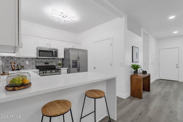 2300 E MAGMA Road 76, San Tan Valley, AZ 85143