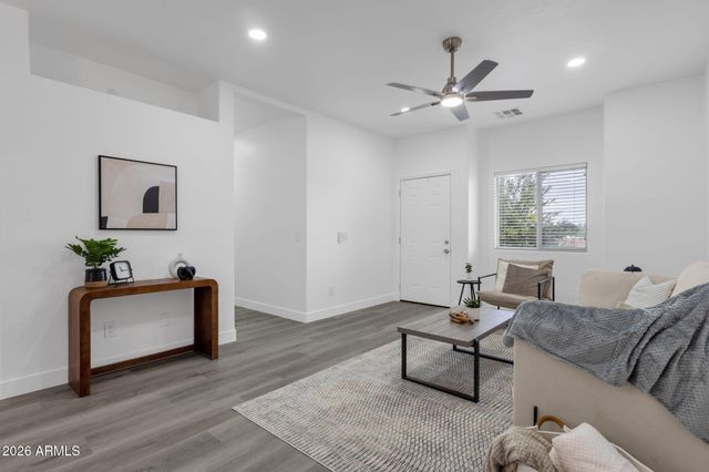 2300 E MAGMA Road 76, San Tan Valley, AZ 85143