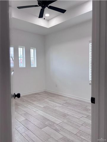 9270 Lake Charles Drive, Los Fresnos, TX 78566