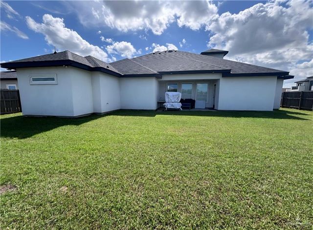 9270 Lake Charles Drive, Los Fresnos, TX 78566