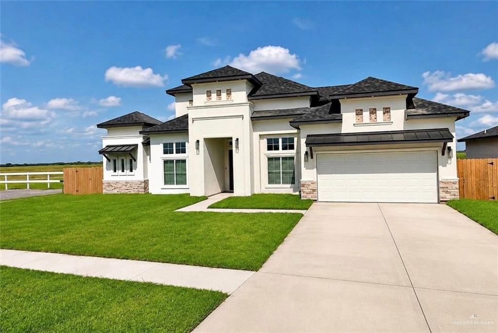 9270 Lake Charles Drive, Los Fresnos, TX 78566