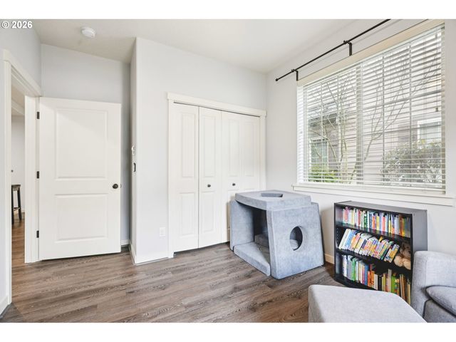 8059 Ne MIRIAM Way, Hillsboro, OR 97006