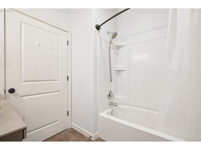 8059 Ne MIRIAM Way, Hillsboro, OR 97006