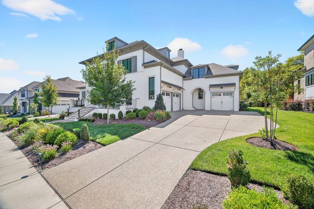 9307 Double Run Ct, College Grove, TN 37046