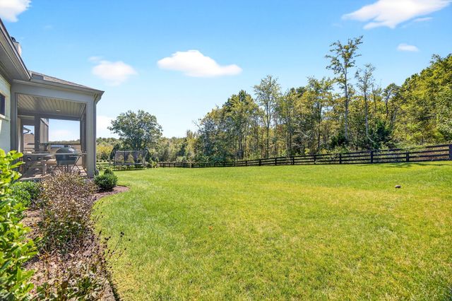 9307 Double Run Ct, College Grove, TN 37046