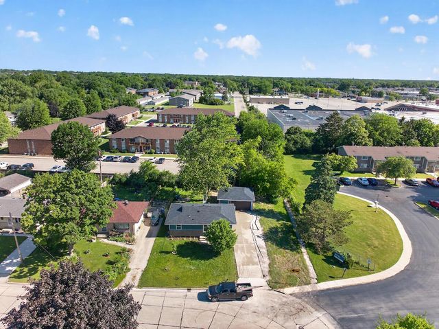 4200 Maryland AVENUE, Racine, WI 53405