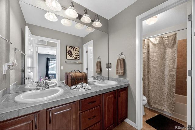 26121 E Orchard Drive, Aurora, CO 80016