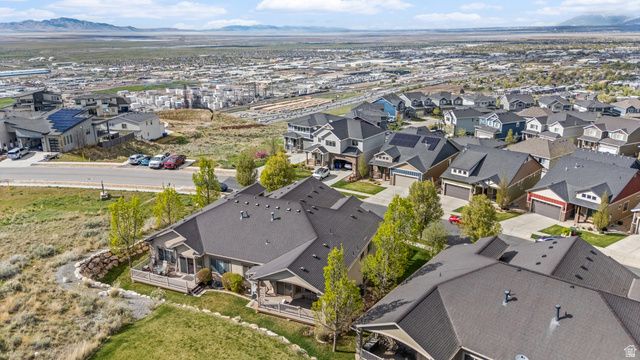 178 E EDGECREST LN, North Salt Lake, UT 84054