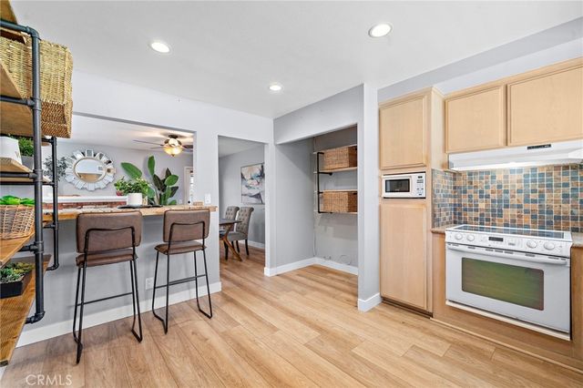 8215 Deerfield Drive, Huntington Beach, CA 92646