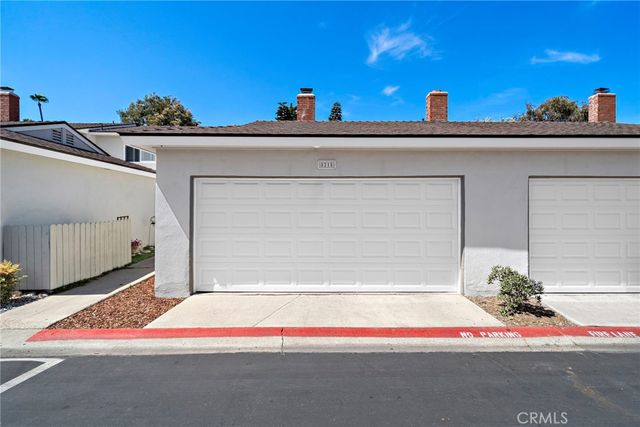 8215 Deerfield Drive, Huntington Beach, CA 92646
