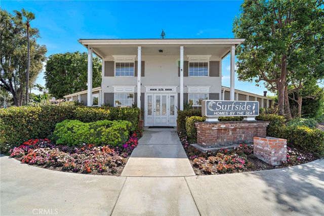 8215 Deerfield Drive, Huntington Beach, CA 92646