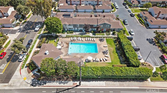 8215 Deerfield Drive, Huntington Beach, CA 92646