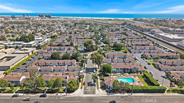 8215 Deerfield Drive, Huntington Beach, CA 92646
