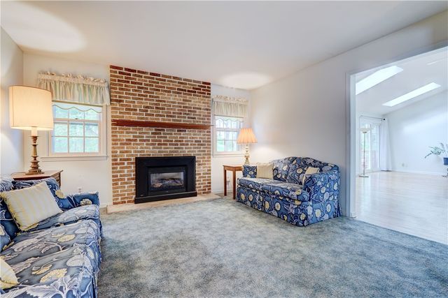 155 Lake Meadow Drive, Greece, NY 14612