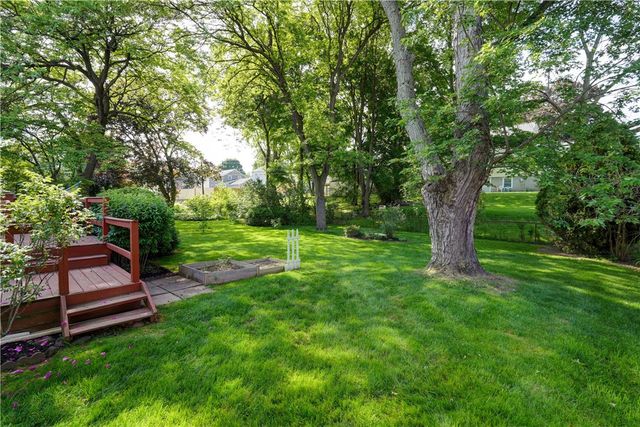 155 Lake Meadow Drive, Greece, NY 14612