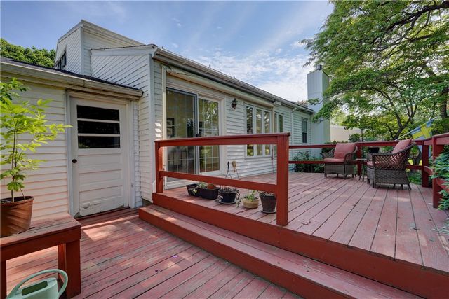 155 Lake Meadow Drive, Greece, NY 14612
