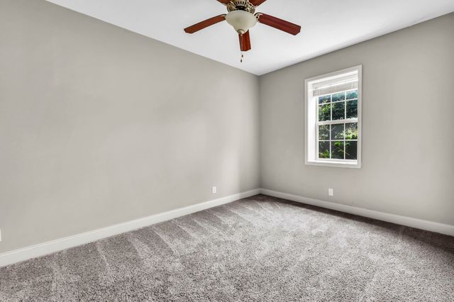 410 River Heights Dr, Clarksville, TN 37040