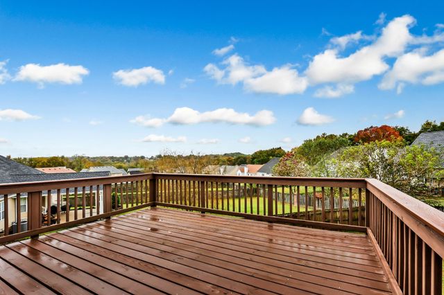 410 River Heights Dr, Clarksville, TN 37040