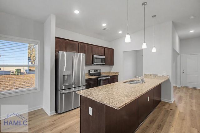 68 Blueberry Court NE, Ludowici, GA 31316